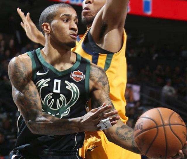 争议的典范 争议的典范