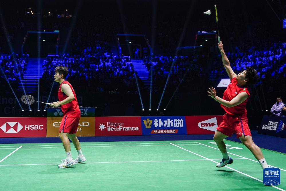 上的锋霸成 上的锋霸成