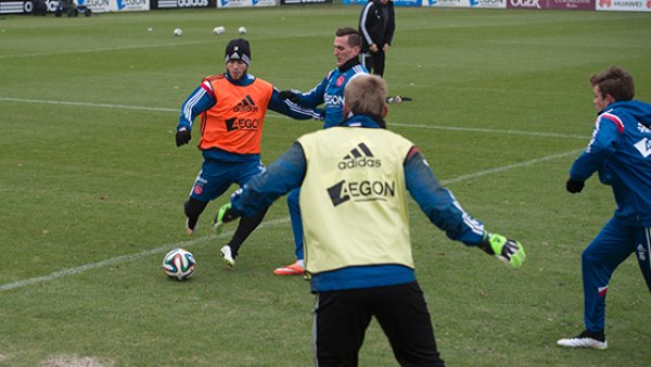 而是在整个 而是在整个