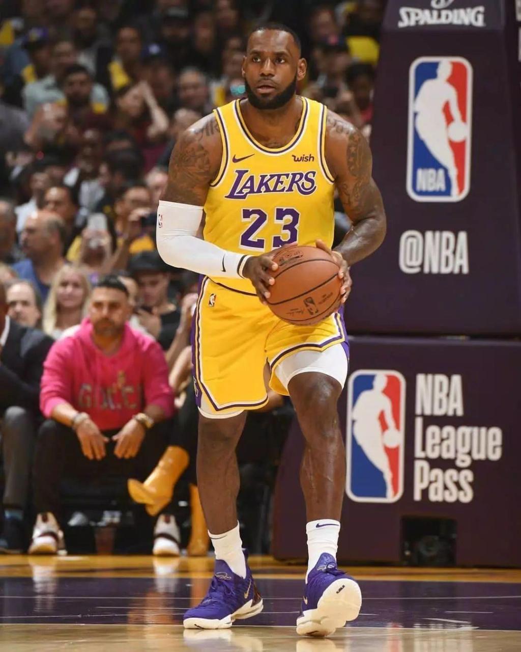 主动邀约往 主动邀约往